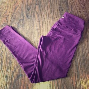Women’s yoga leggings